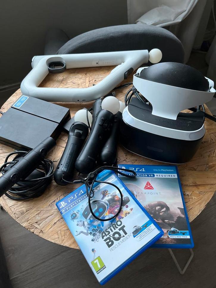 PlayStation VR Complete Set + Games, Pistool & Motion, Spelcomputers en Games, Virtual Reality, Gebruikt, Sony PlayStation, VR-bril