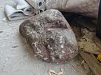 Grote rode zwerf kei zwerfkei 90 bij 50 bij 40 hoog, Tuin en Terras, Grind, Keien en Split, Ophalen, Gebruikt, Rood, Kei