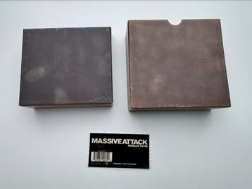 Massive Attack Singles 90/98 beschikbaar voor biedingen