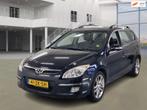 Hyundai I30 CW 1.6i i-Catcher PSENSOR LEDER CRUISE TREKHAAK, Auto's, Hyundai, Gebruikt, 4 cilinders, Zwart, Handgeschakeld