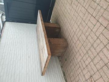 Tuintafel gratis ophalen beschikbaar voor biedingen