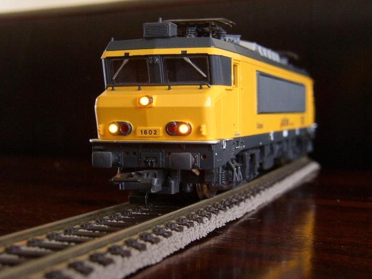 LED front- en sluitlicht set voor de Roco 1600-1800 serie, Hobby en Vrije tijd, Modeltreinen | H0, Nieuw, Locomotief, Gelijkstroom of Wisselstroom