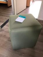 Hocker Andorra van LeSud polyestergroen, Hout, Minder dan 50 cm, Vierkant, Minder dan 50 cm