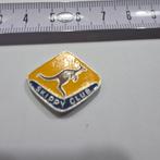 Vintage Skippy glue  speldje, Ophalen of Verzenden, Nieuw, Dier of Natuur, Speldje of Pin