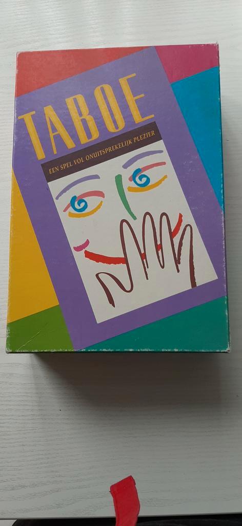 Taboe - Zo goed als nieuw!, Hobby en Vrije tijd, Gezelschapsspellen | Bordspellen, Zo goed als nieuw, Drie of vier spelers, Vijf spelers of meer