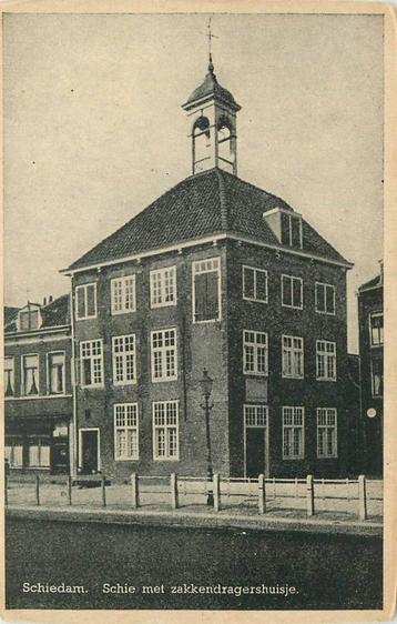 (388-534-007) Schiedam Schie met Zakkendragershuisje beschikbaar voor biedingen