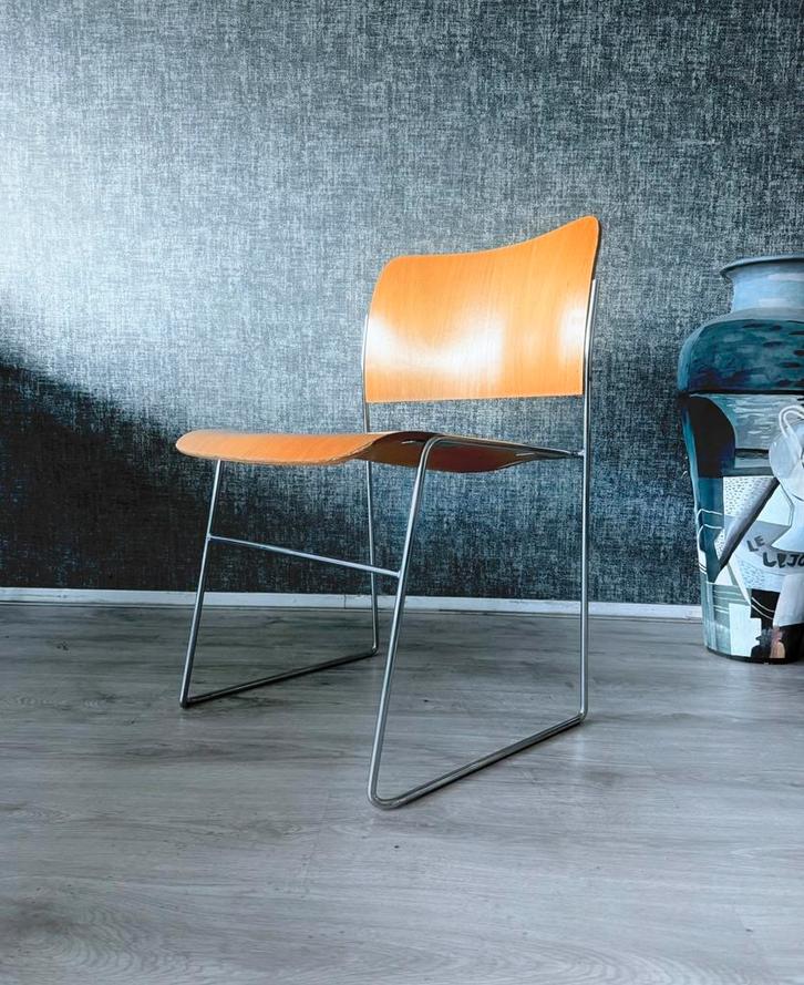 29x David Rowland for HOWE - 40/4 Sled-Base Side Chair, Huis en Inrichting, Stoelen, Gebruikt, Vijf, Zes of meer stoelen, Hout