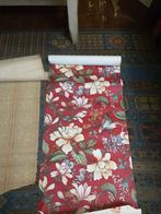 Vier oude rollen behang, Ophalen, 10 tot 25 m², Geel, Allerlei