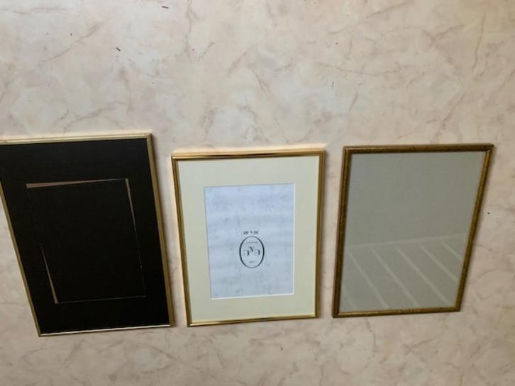 t.k. 3 schilderijlijsten goudkleurig diverse afmetingen, Hobby en Vrije tijd, Schilderen, Nieuw, Schilderen op nummer, Ophalen of Verzenden