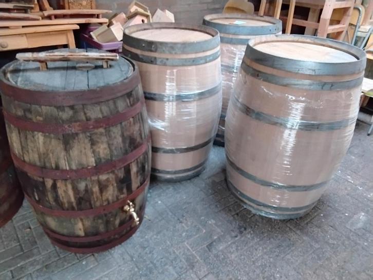 Regentonnen statafel bloembakken, Tuin en Terras, Regentonnen, Zo goed als nieuw, Hout, 150 liter of meer, Ophalen