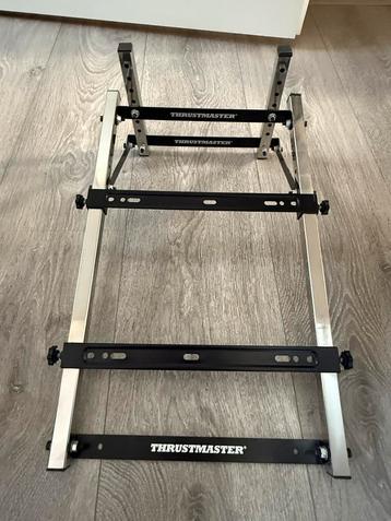 Thrustmaster T-PEDALS STAND beschikbaar voor biedingen