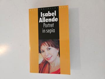 Isabel Allende - Portret in sepia beschikbaar voor biedingen