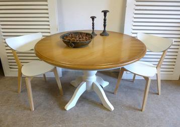 Prachtige landelijke ronde eiken eettafel 120 cm beschikbaar voor biedingen