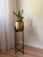 Plantenpot (goudkleurig) op zwart metalen standaard, Ophalen, Zo goed als nieuw
