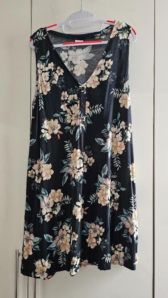 Diverse Mooie Jurken Mt 42/44Zo goed als nieuw, Kleding | Dames, Jurken, Zo goed als nieuw, Maat 42/44 (L), Overige kleuren, Knielengte