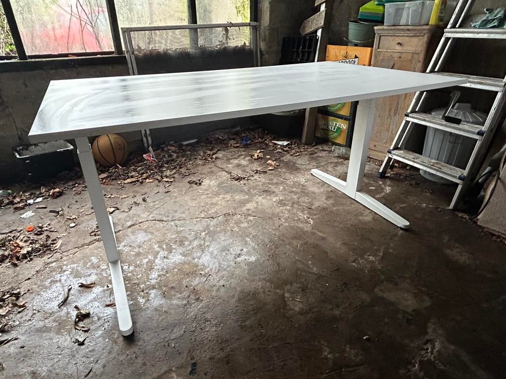 Bureau, handmatig verstelbaar, 140x80 cm, Ophalen of Verzenden, Zo goed als nieuw