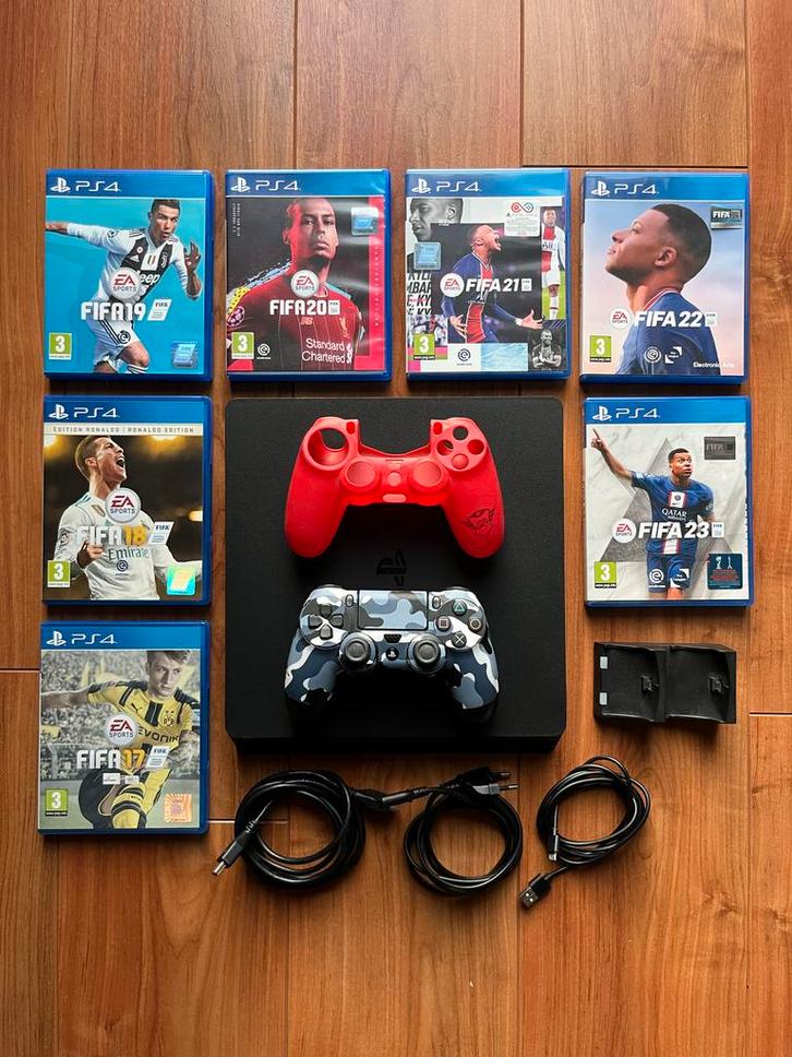 PS4 Slim 1TB + 7 FIFA Games + Accessoires, Spelcomputers en Games, Spelcomputers | Sony PlayStation 4, Gebruikt, Slim, 1 TB, Met 1 controller