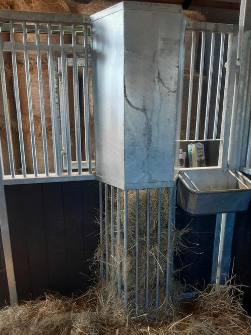 HOOIRUIVEN / SLOFEERDERS/ LANDRUIVEN/ VOER EN WATERBAKKEN, Dieren en Toebehoren, Stalling en Weidegang
