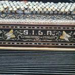 Antieke Sila Accordeon (opknapper voor de liefhebber), Muziek en Instrumenten, Gebruikt, Overige formaten, Knopaccordeon, Met riemen