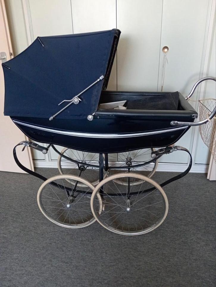Vintage Silver Cross Kinderwagen - Made in England, Antiek en Kunst, Antiek | Speelgoed, Ophalen of Verzenden
