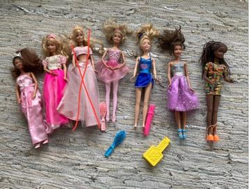 Diverse Barbiepoppen Mattel beschikbaar voor biedingen