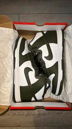 Nike dunk HI Khaki green 43 NIEUW!, Kleding | Heren, Schoenen, Nieuw, Ophalen of Verzenden, Nike dunk, Sneakers of Gympen