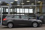 Ford Focus Wagon 1.0 Titanium Edition Airco Leder Xenon Pdc, 65 €/maand, 125 pk, Gebruikt, Leder