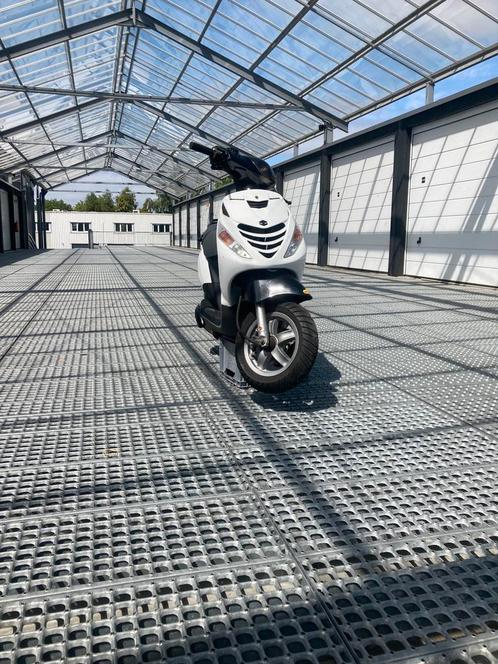 Zip 50cc snel malossi, Fietsen en Brommers, Scooters | Piaggio, Zip, Ophalen of Verzenden
