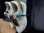 Toral sneakers. Lina Locchi mt 38, Kleding | Dames, Schoenen, Ophalen of Verzenden, Zo goed als nieuw, Sneakers of Gympen