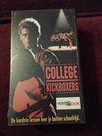 College kickboxers op vhs, Cd's en Dvd's, VHS | Film, Actie en Avontuur, Zo goed als nieuw, Ophalen, Vanaf 16 jaar