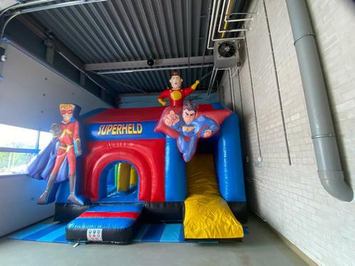 Superhelden springkussen luchtkussens springkussensverhuur, Hobby en Vrije tijd, Feestartikelen | Verhuur, Zo goed als nieuw, Ophalen