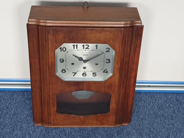 Westminster Girod Carillon Walnoot Wand Klok Frankrijk 1940, Antiek en Kunst, Antiek | Klokken, Ophalen