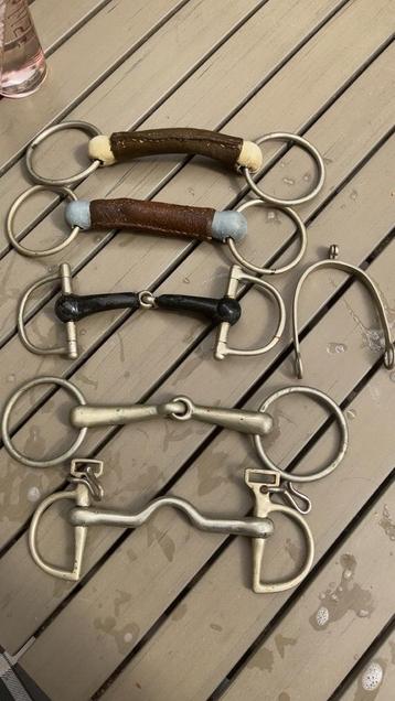Opruiming rij bitten, groot paard, 14, 14,5 en 15 cm beschikbaar voor biedingen