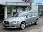 Volvo V70 2.0T R-Edition - Navigatie - Leder, Voorwielaandrijving, Euro 5, Zwart, 4 cilinders