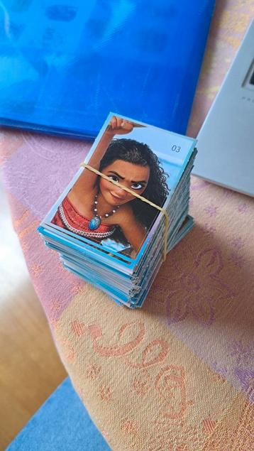 Stapel Disney stickers beschikbaar voor biedingen