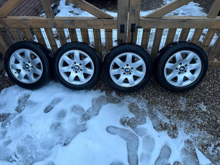 Velgen met winterbanden BMW 3 serie E46 (past ook op andere), Auto-onderdelen, Banden en Velgen, Velg(en), Winterbanden, 16 inch