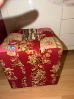 Poef 2 stuks, Ophalen, Zo goed als nieuw, Rond, Minder dan 50 cm