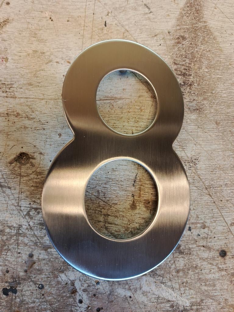 Rvs huisnummers 15 cm nr 8 2x en nr 4, Ophalen of Verzenden
