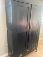 Antieke zwarte kast, Antiek en Kunst, Antiek | Meubels | Kasten, Ophalen