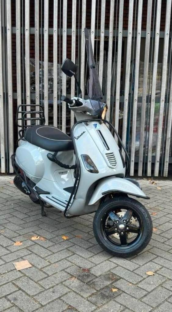 Vespa S50 2012 Nardo Grey, Fietsen en Brommers, Scooters | Vespa, Gebruikt, Vespa S, Maximaal 45 km/u, Benzine, Ophalen