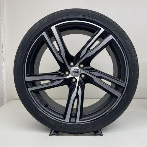 Volvo NIEUWE 22 inch R-design velgen + Zomerbanden XC90 2015, Auto-onderdelen, Banden en Velgen, Banden en Velgen, Zomerbanden