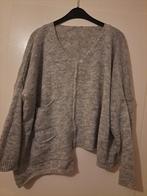 Lichtgrijze speelse asymmetrische trui (valt als 44/46/XXL), Verzenden, Zo goed als nieuw, Maat 46/48 (XL) of groter, Grijs