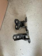 Deurscharnieren voorzijde Peugeot 107 2005-2014, Gebruikt, Ophalen of Verzenden, Citroën, Voor