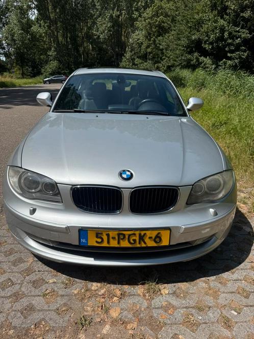 BMW 1-Serie 2.0 118I 3DR 2011 Grijs, Auto's, BMW, Particulier, 1-Serie, Airconditioning, Alarm, Bluetooth, Boordcomputer, Centrale vergrendeling