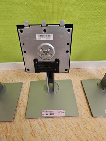 HP standaard voor monitor beschikbaar voor biedingen