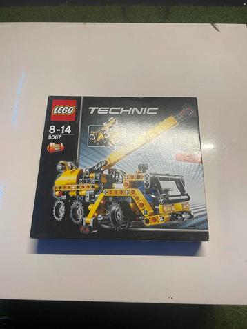 Lego technic mini mobiele kraan -8067 beschikbaar voor biedingen
