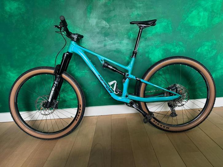 Merida One-Forty 700 (2023), maat L, juli 2024 nieuw gekocht, Fietsen en Brommers, Fietsen | Mountainbikes en ATB, Zo goed als nieuw