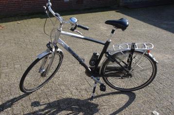 herenfiets giant beschikbaar voor biedingen