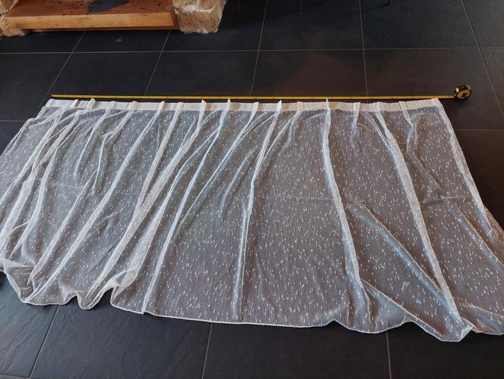 Vitrage gordijn met motief geplooid 212 cm breed, Huis en Inrichting, Stoffering | Gordijnen en Lamellen, Gebruikt, 100 tot 150 cm