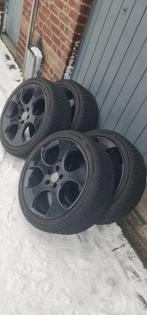 Volkswagen Golf GTI velgen 18 inch met goede winterbanden, Auto-onderdelen, Banden en Velgen, 18 inch, Gebruikt, Banden en Velgen